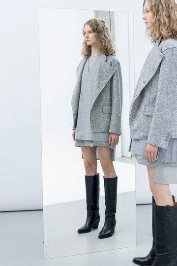 Nehera Pre Fall 2023 Fashion Show Fashion Fashion Show Cute Short