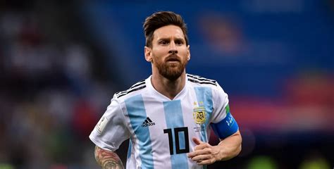 De Mooiste Momenten Van Lionel Messi Zijn Verlossende Wereldtitel