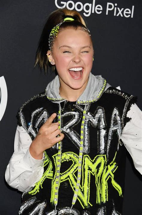 Jojo Siwa Allegedly Clearly Wasted At Disney World For 21st Birthday