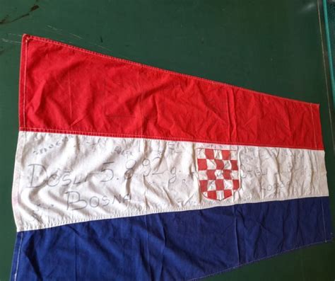 Hrvatska Ratna Povijesna Zastava