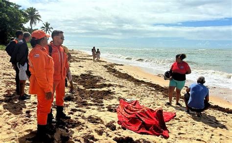 Corpo de jovem desaparecido em praia de Porto Seguro é localizado por