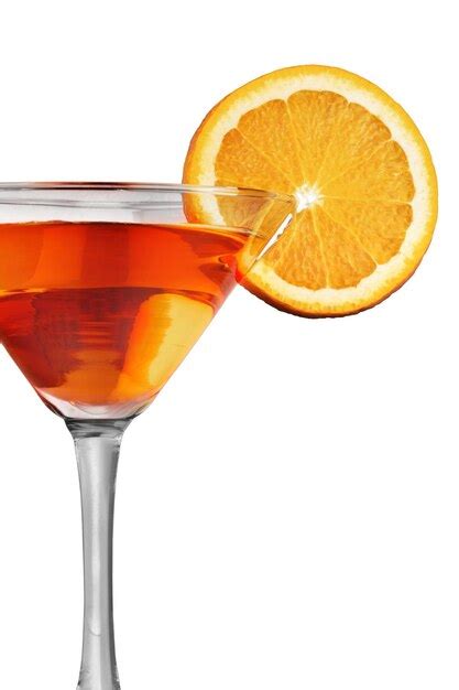 Premium Photo Cocktail With Orange Garnish