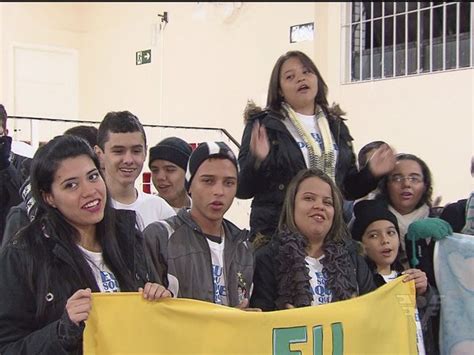 G Jovens De Praia Grande Embarcam Rumo Jornada Mundial Da