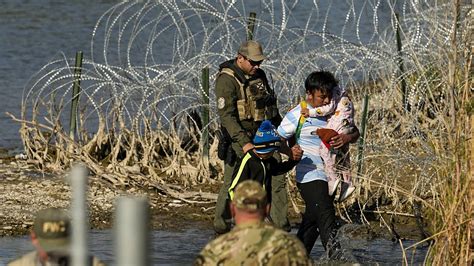 Illegal Border Crossings 2024 Usa Linda Paulita