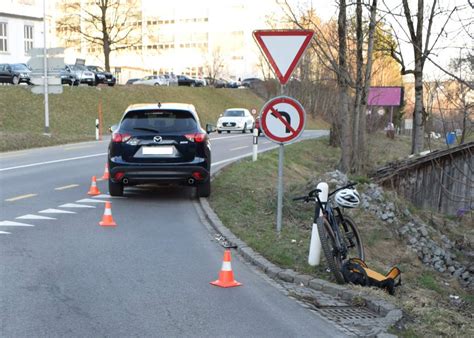 Herisau Ar E Bike Fahrer Nach Unfall Verletzt