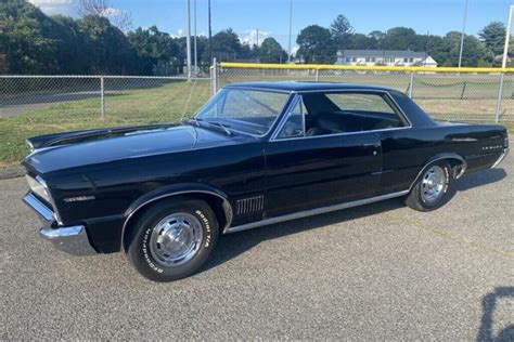 Original 326 4 Speed 1965 Pontiac LeMans Barn Finds