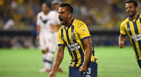 Diario Hoy Javier B Ez Anota En El Triunfo De Rosario Central