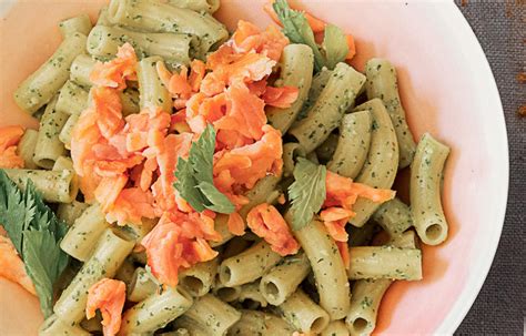 Ricetta Pasta Con Sedano E Salmone Le Ricette De La Cucina Italiana