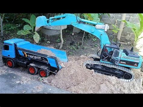 Wltoys Rc Excavator Huina Dump Truck The Work Of Transporting Sand To