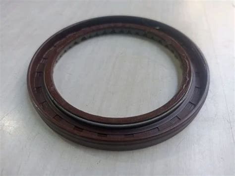 Rubber Brown Oil Seal For Crankshaft Rear Side Thickness Mm At