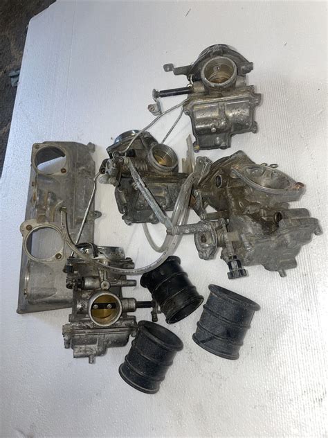 Honda V Interceptor Vf F Set Of Carbs Carburetors Oem Ebay