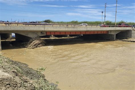 Titular De La Pcm Alberto Otárola Recorrió Las Zonas Afectadas Por Las Intensas Lluvias En La