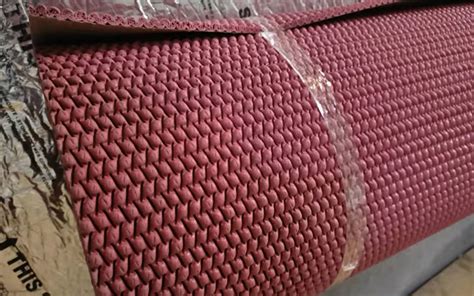 Rubber Underlay With Red Color