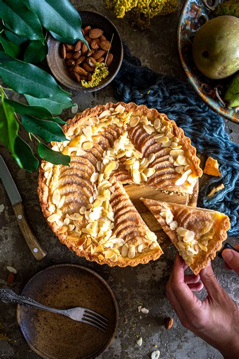 Tarta su kriaušėmis ir migdolais Svajojantis Olandas