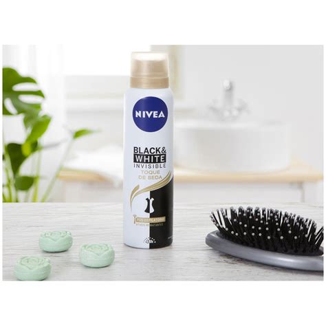 Desodorante Aerosol Anti Transpirante Nivea Invisible Black E White