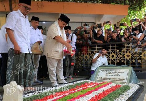 Prabowo Kunjungi Ponpes Tebuireng Jombang Dan Nyekar Makam Gus Dur