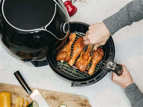 How To Clean An Air Fryer To Remove Stubborn Grease