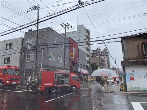 災害火災画像速報ニュース2 On Twitter 【火事情報まとめ】北海道札幌市白石区菊水3条1丁目付近 火災騒ぎで周辺道路規制渋滞8