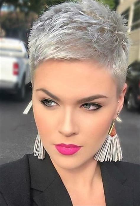 60 Chic Undercut Short Pixie Hair Style Design For Cool Woman