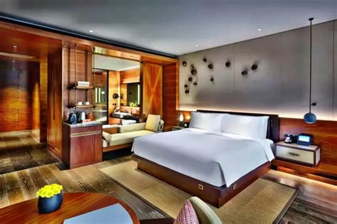 Book InterContinental Shanghai Wonderland with VIP benefits