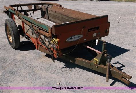 New Idea 217 Manure Spreader In Gravette Ar Item M9271 Sold Purple