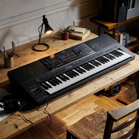 Promo Yamaha PSR SX700 Portable Keyboard Diskon 4 Di Seller Hari Hari