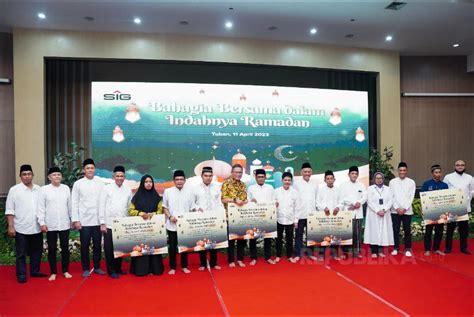 Rangkaian Safari Ramadan 2023 SIG Salurkan Bantuan Rp10 84 M