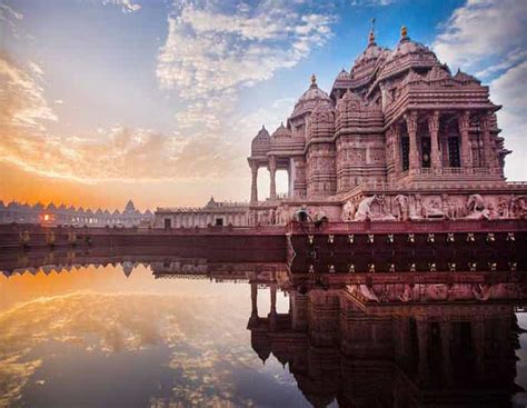 New Delhi Akshardham Tempel Tour Met Water En Lichtshow Getyourguide