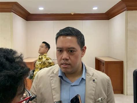 Golkar Akan Buat Kejutan Di Dpp Umumkan Jokowi Jadi Kader