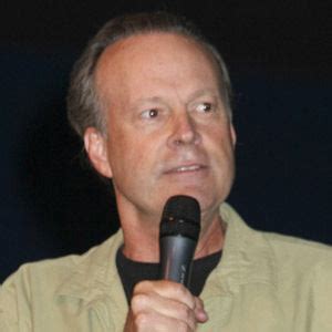 Dwight Schultz - Age, Family, Bio | Famous Birthdays