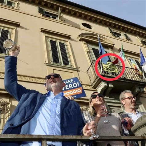 Poggio A Caiano Il Neo Sindaco Ha Subito Tolto Lo Striscione Per Regeni