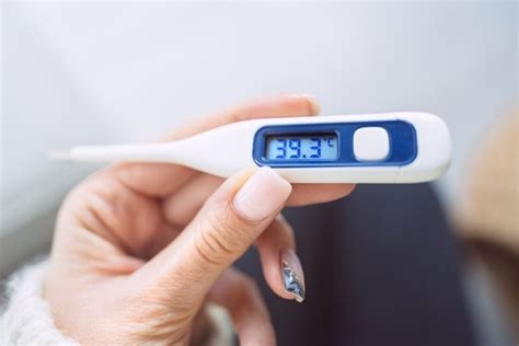 5 causas de fiebre y qué hacer Tua Saúde