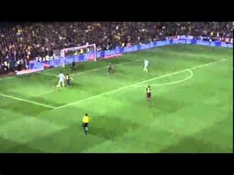 Goal Amazing Pour Gareht Bale Vs Bartra Barcelona Youtube