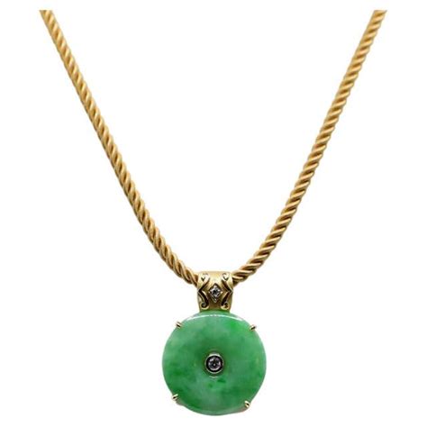 Glamorous 14k Gold And Jade Chinese Bracelet For Sale At 1stdibs Jade
