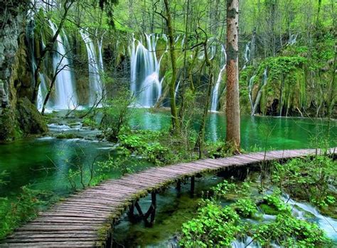 How To Get To Plitvice Lakes From Split City Split Croatia Travel Guide