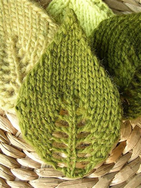 Knitted Leaves By Robin And Axel Via Flickr Knitting Tutorial Knitted