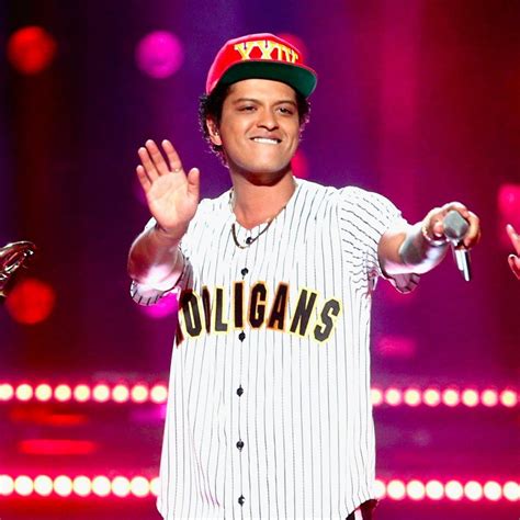 Bruno Mars Cantó We Found Love De Rihanna