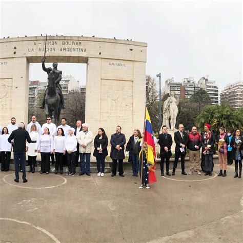 Conmemoración Por El 239° Aniversario Del Natalicio Del Libertador Simón Bolívar Asoenvear