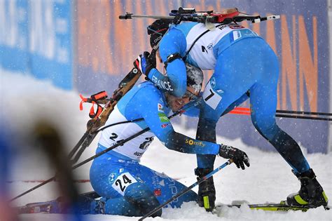 Biathlon podium 100 français sur la poursuite d Hochfilzen