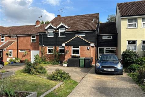 Rana Drive Braintree Cm7 4 Bed Detached House £415 000