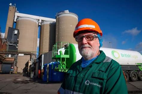 What Its Like To Work At Huge British Sugar Factory In Newark