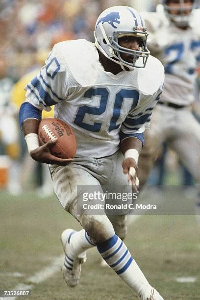 Detroit Lions Billy Sims Photos And Premium High Res Pictures Getty