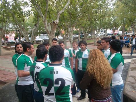 FM PLATINUM 96 5 MHz ANDALGALA Los Suris Comparten El Rugby Con Los