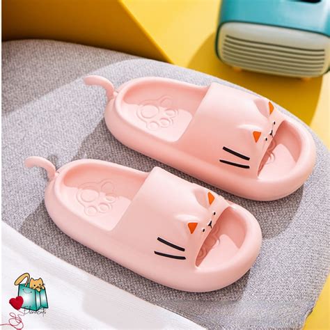 CHANCLAS CON DISEÑO DE GATO Elenacats