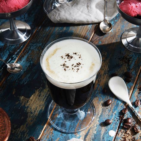 Irish Coffee Recipe | Absolut Drinks