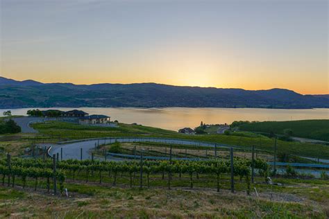 The Best Of Washingtons Lake Chelan Wineries Wineryhunt Washington