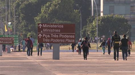 Fechamento Das Pistas Na Esplanada Muda A Rotina Dos Servidores