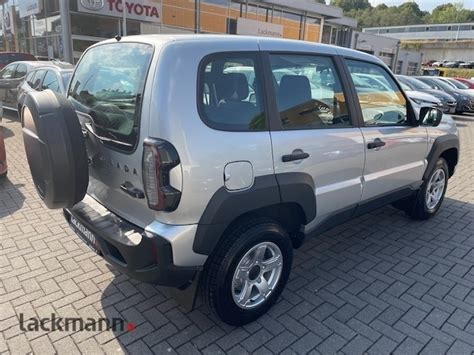 Verkauft Lada Niva Travel X Sitz Gebraucht Km In