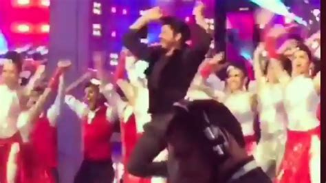 Leaked Video Shah Rukh Khan Gives Thrilling Performance On Jabra Fan