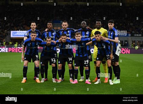 Formazione Dellinter Fc Durante La Serie Italiana Una Partita Di